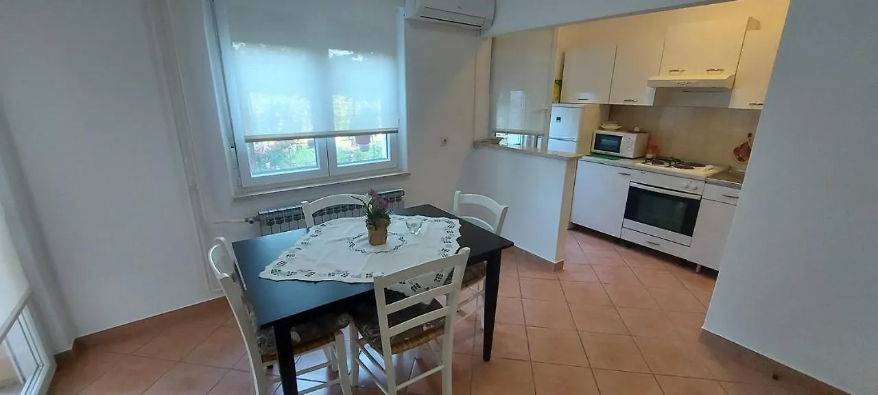 Danijela Apartment Pula